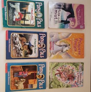 Books. Set of 6 for the horse loving girl